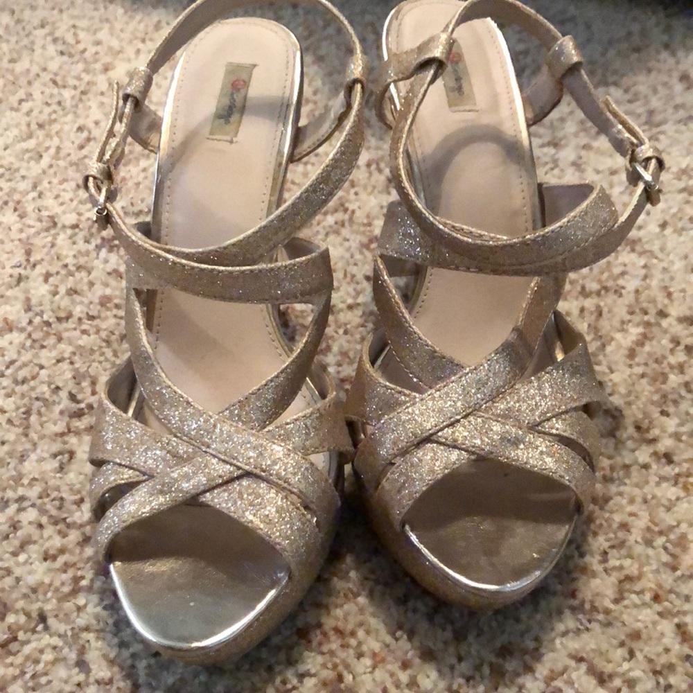 Dressy heels; size 8